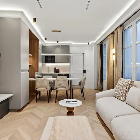 New 6 People - Saint Germain Notre-dame#ac *