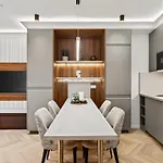 New Suite 6 People - Saint Germain Notre-Dame#Ac